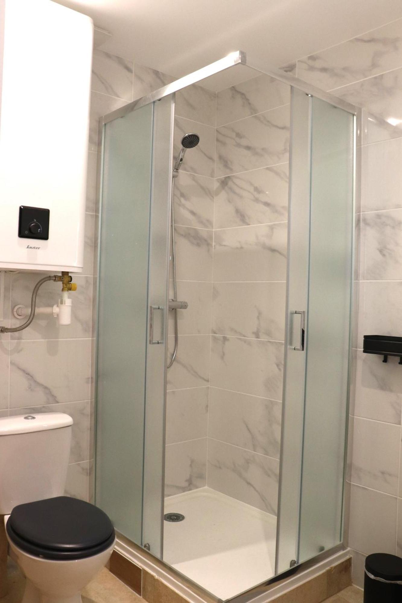 Superbes Appartements Modernes Et Neufs Bagnols-sur-Cèze Extérieur photo