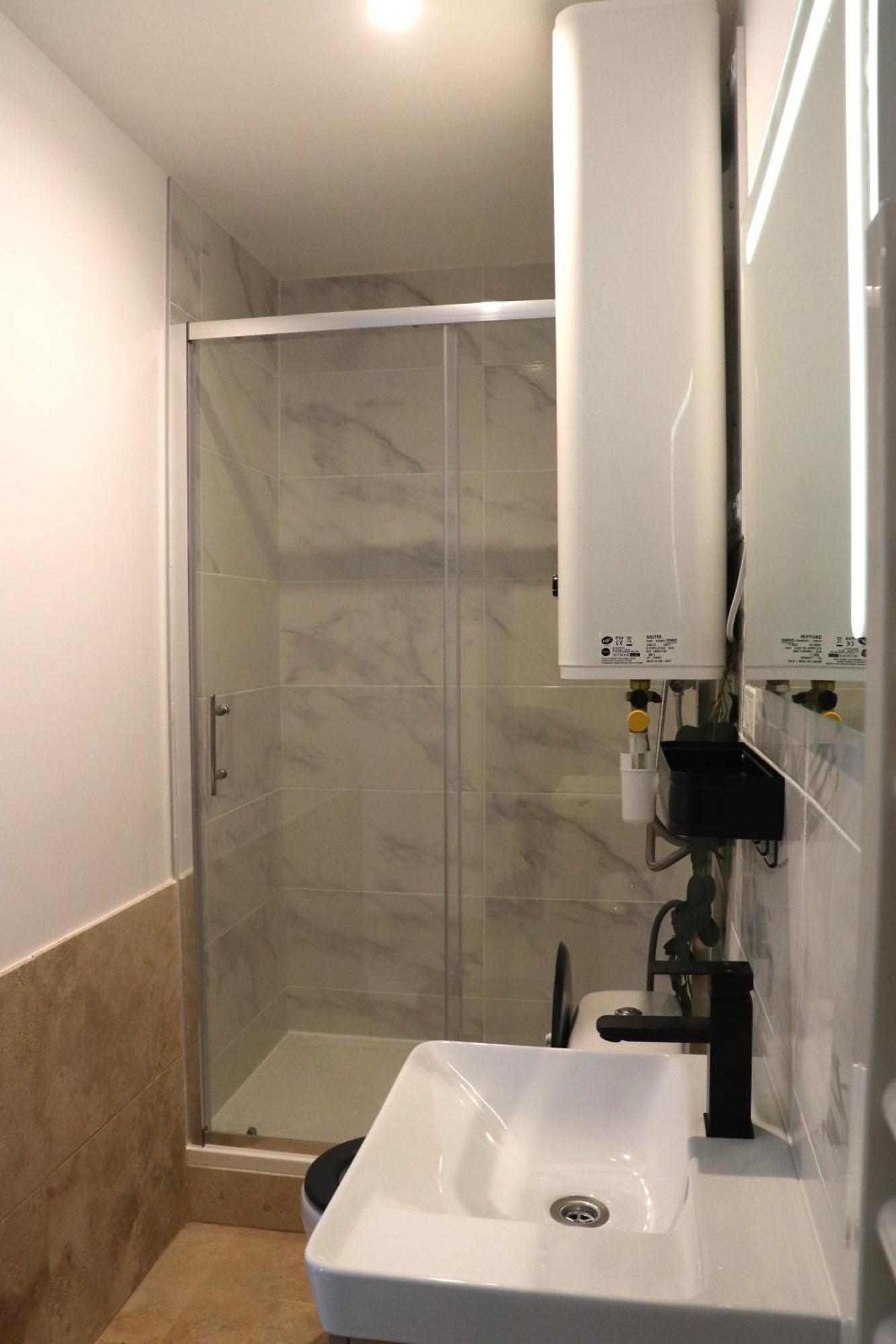 Superbes Appartements Modernes Et Neufs Bagnols-sur-Cèze Extérieur photo